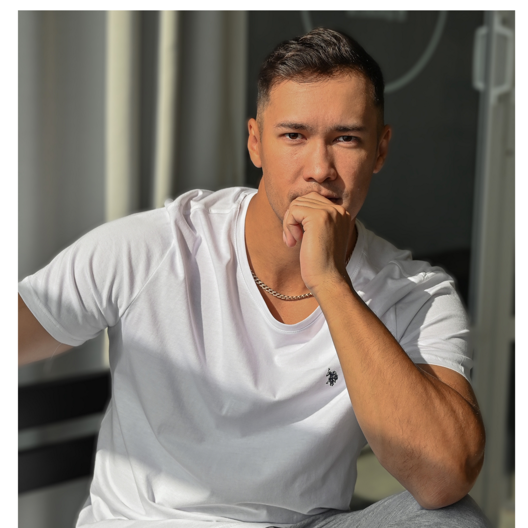 Александр Столярчик