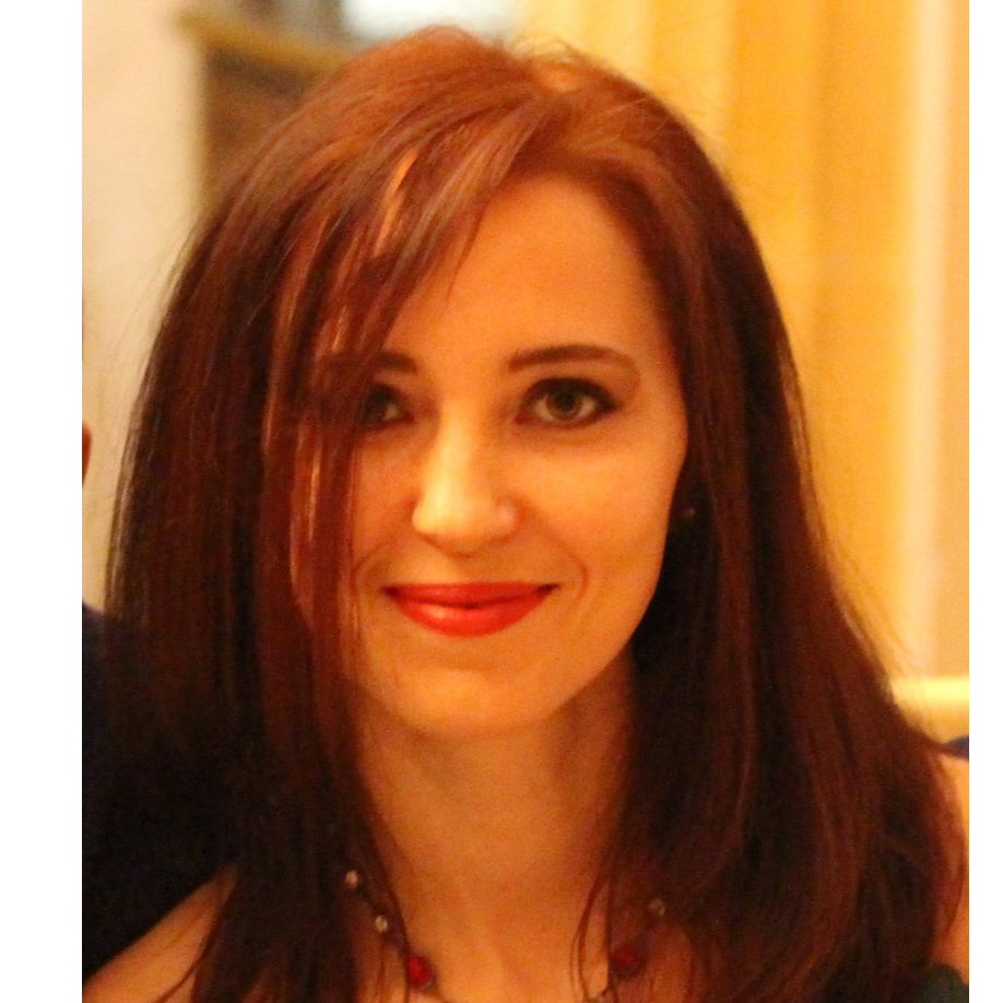 Людмила Шишкалова