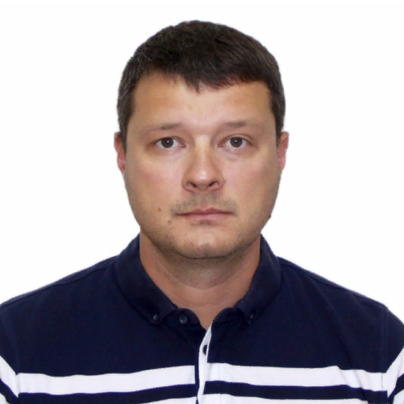 Максим Снегирев