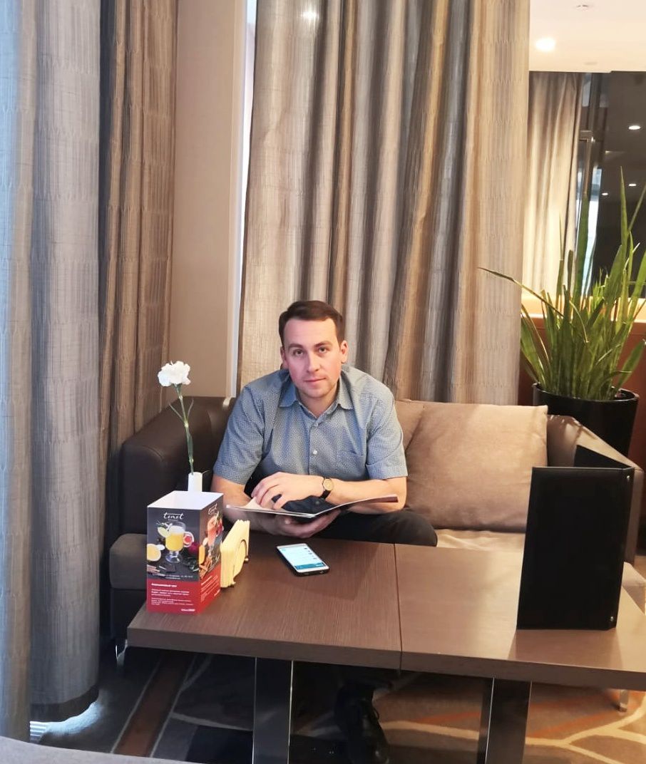 Павел Нежданов
