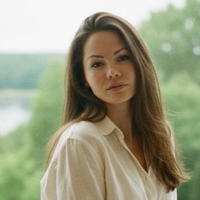 Александра Кобелева