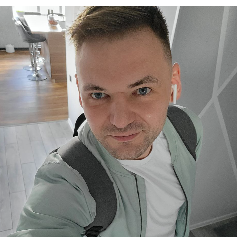 Дмитрий Симаков