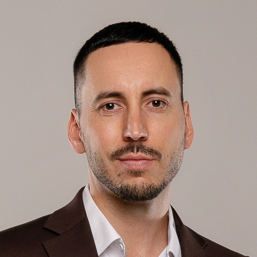 Евгений Брахнин