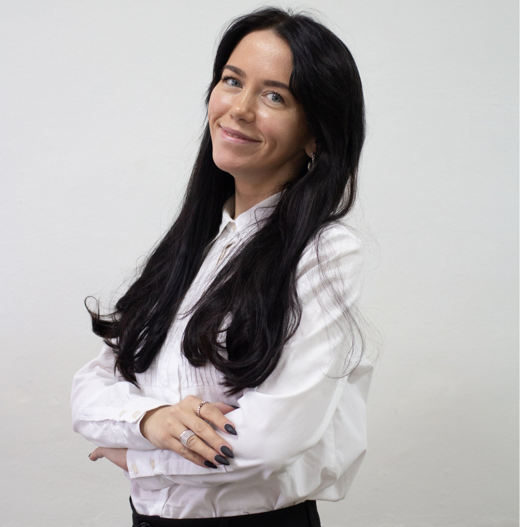 Анна Сичкар