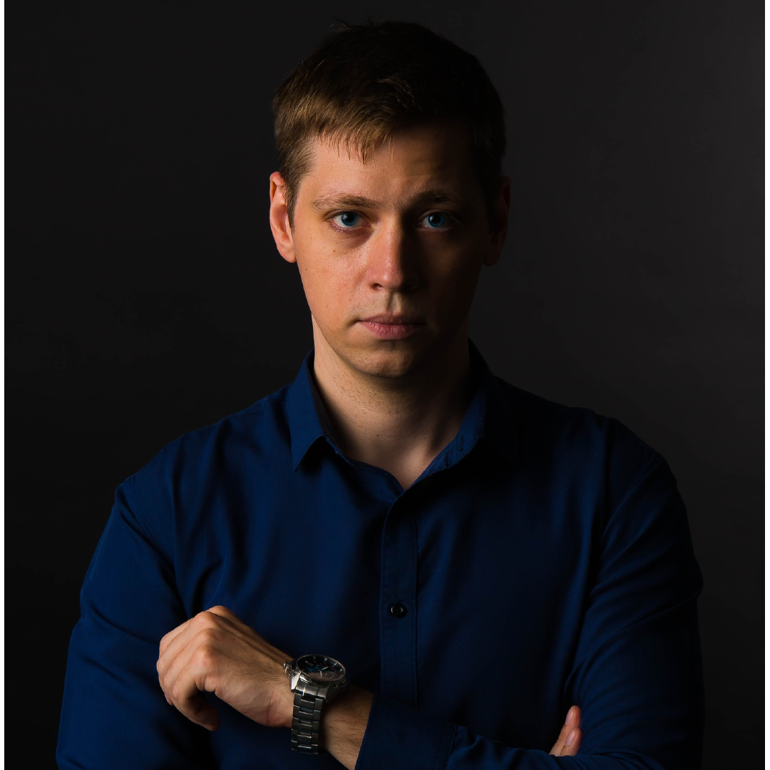 Роман Скирдов