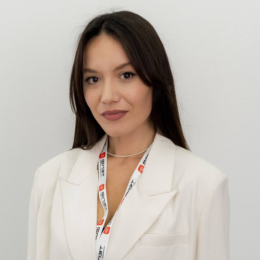 Алина Мартынова