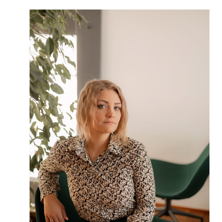 Елена Романова