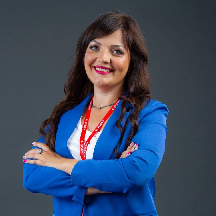 Анна Исакова