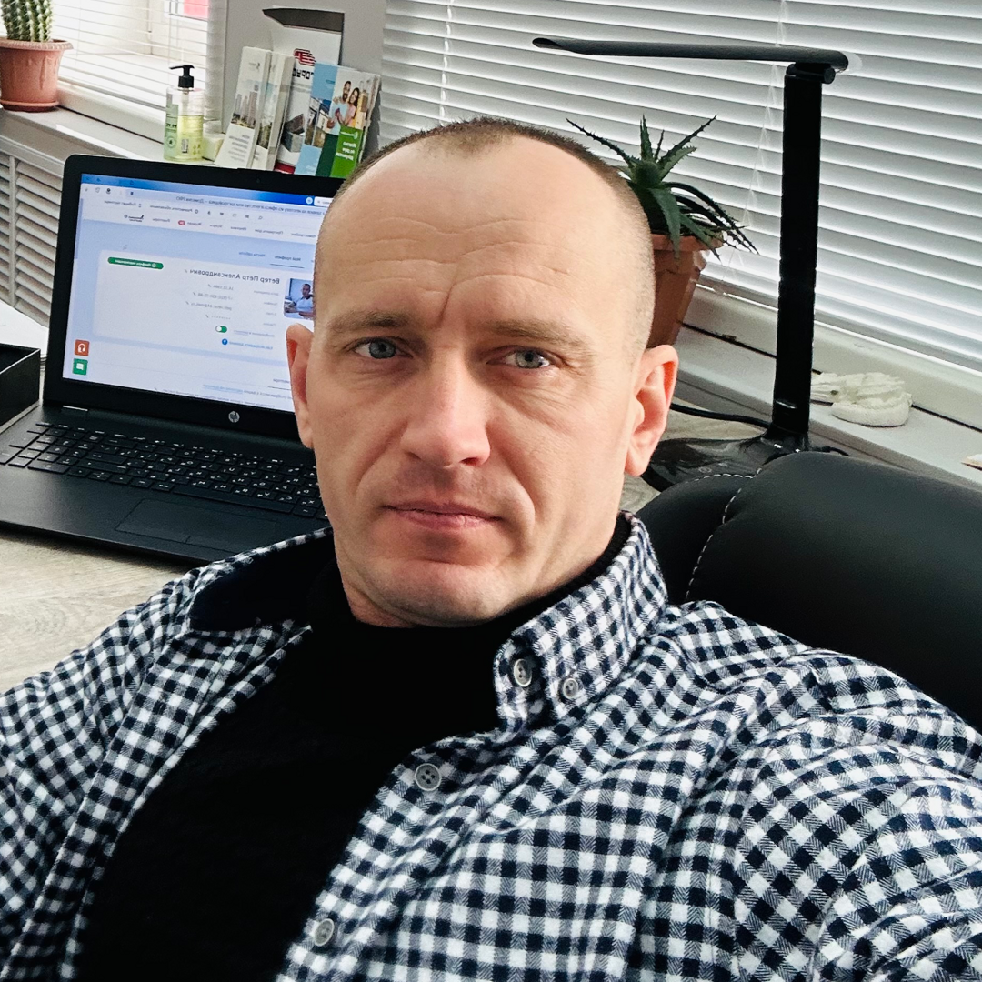 Петр Ветер