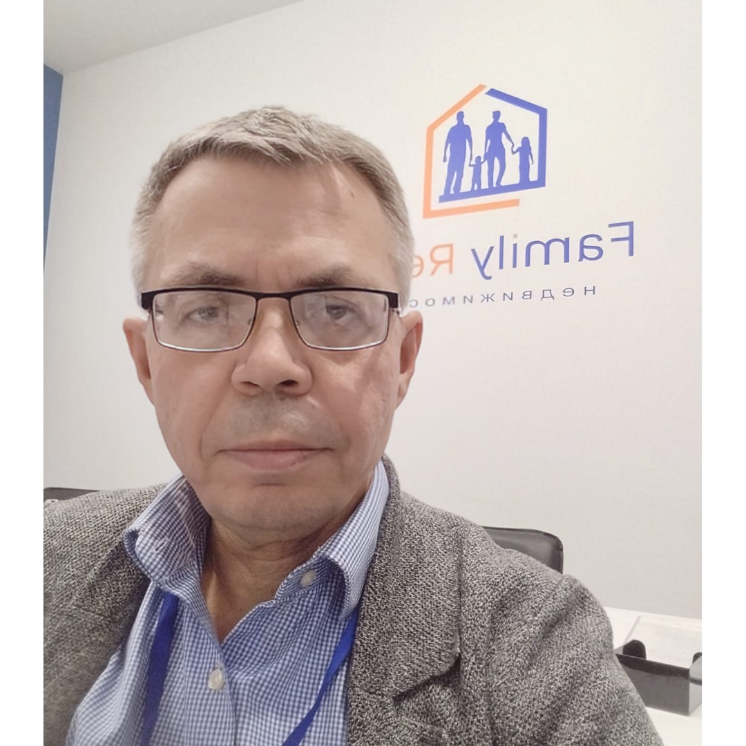 Михаил Власенко
