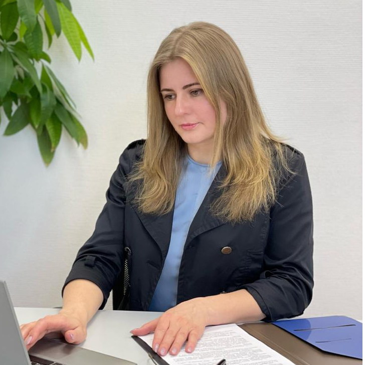 Юлия Антонова