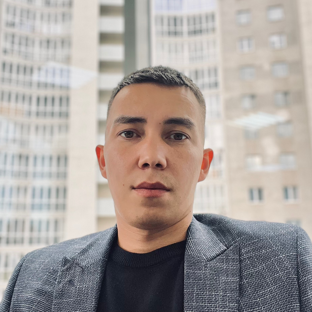 Михаил Тонку