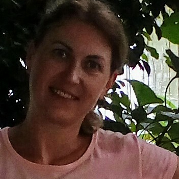 Елена Уварова