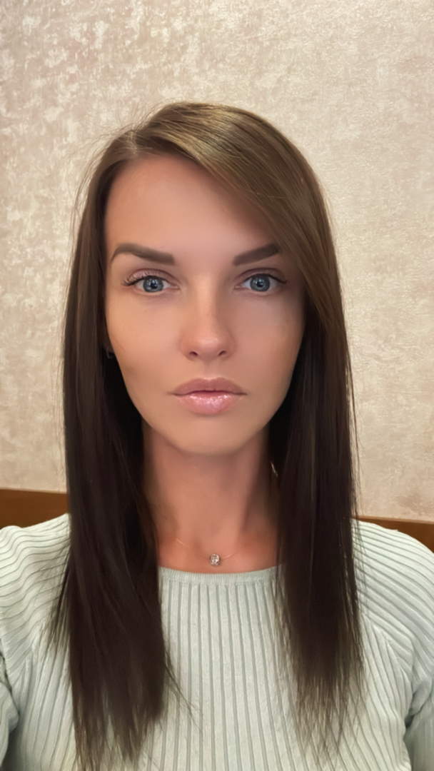 Елена Окишор