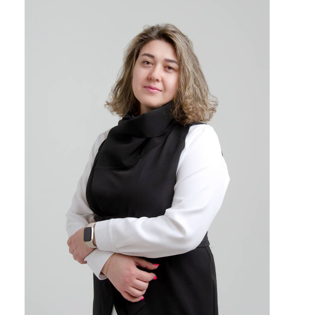 Александра Бутакова