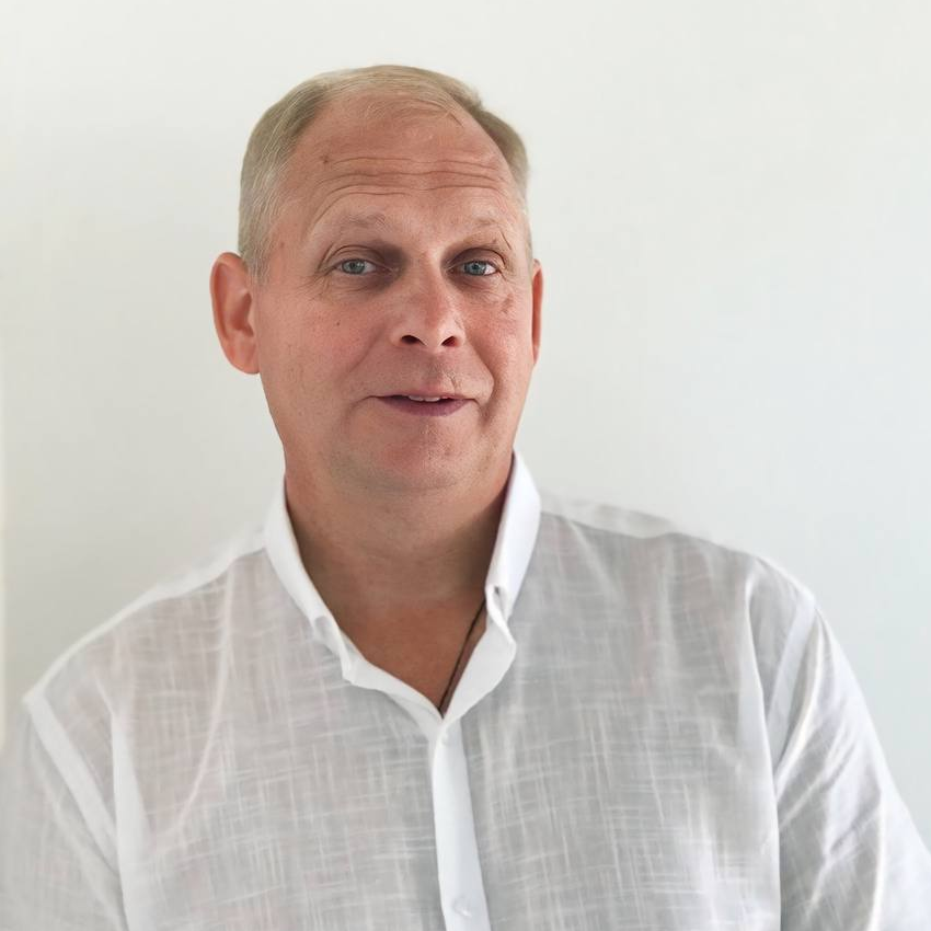 Дмитрий Зиновьев