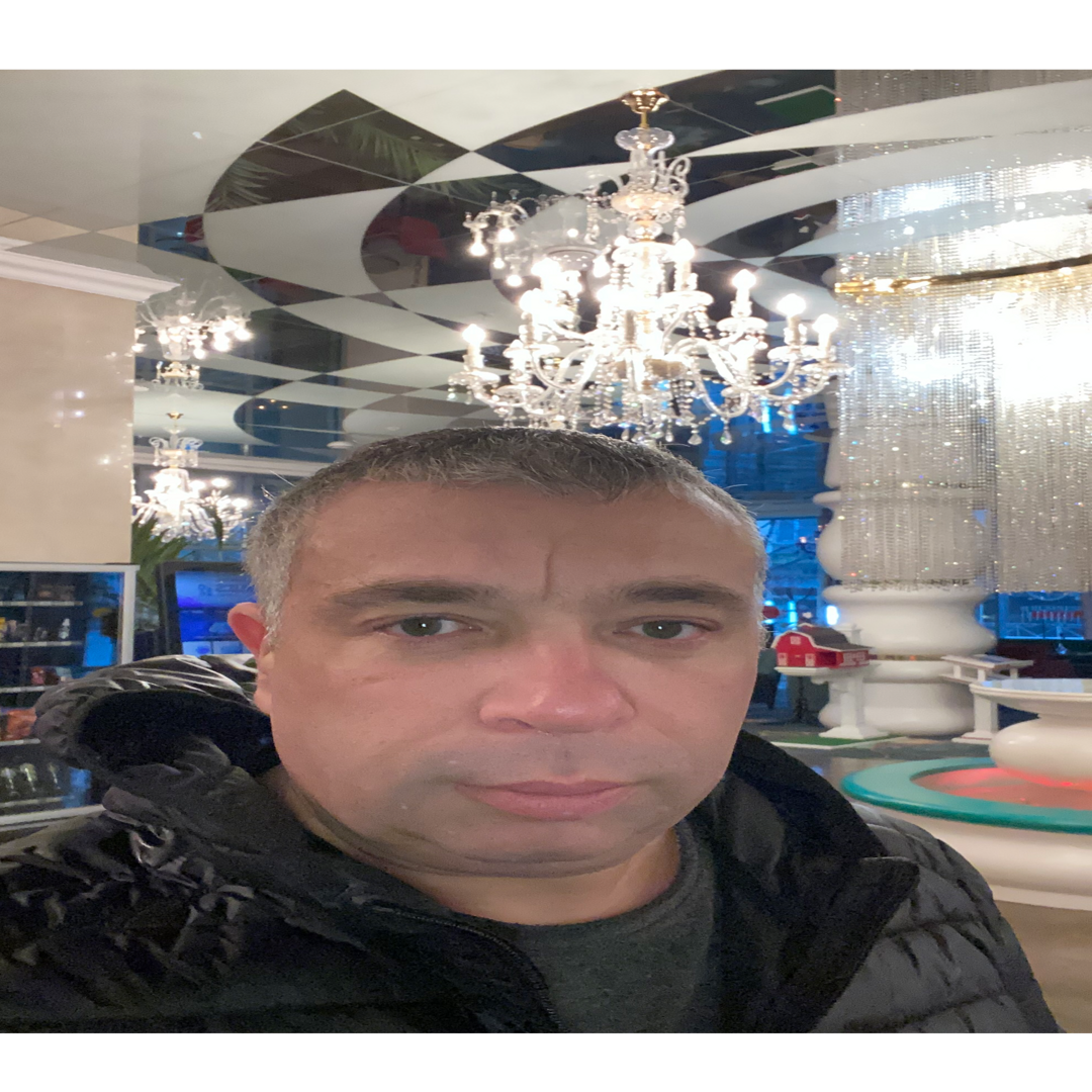 Артур Калганов