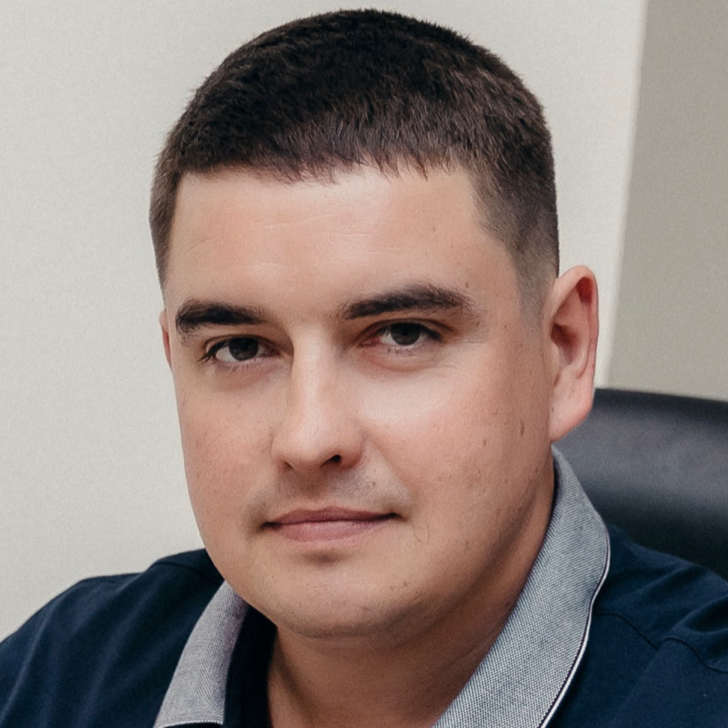 Максим Гущеваров