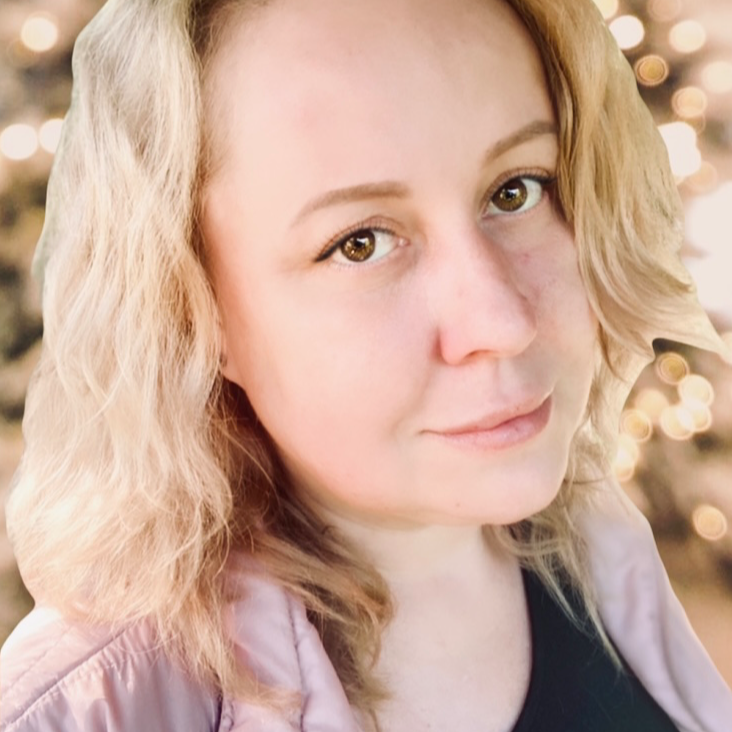 Елена Басова