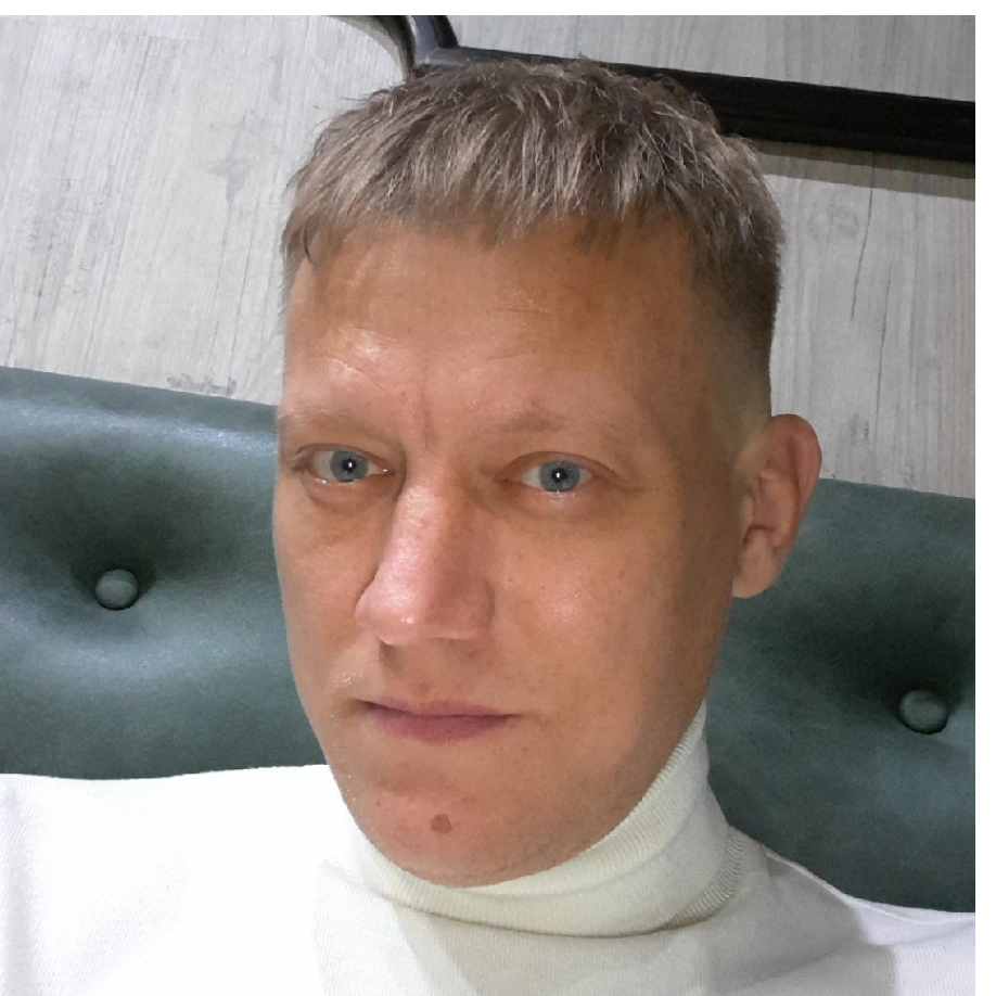 Петр Гологуз