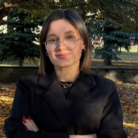 Арина Миргородская