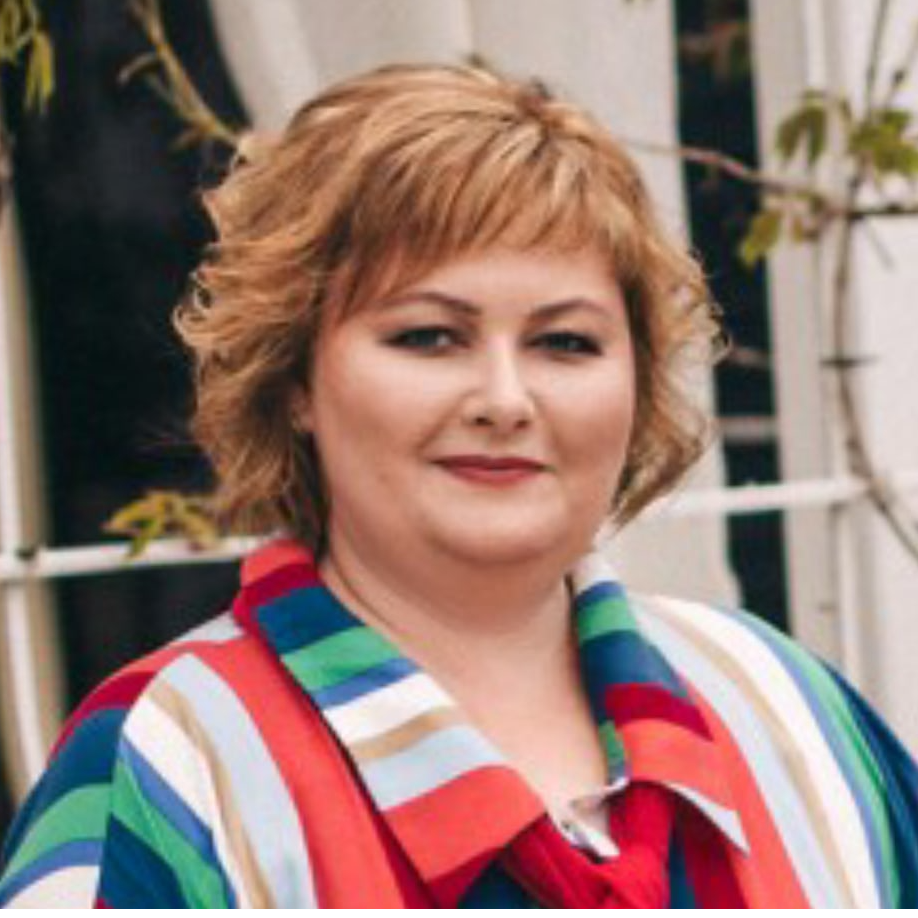 Анна Артамонова