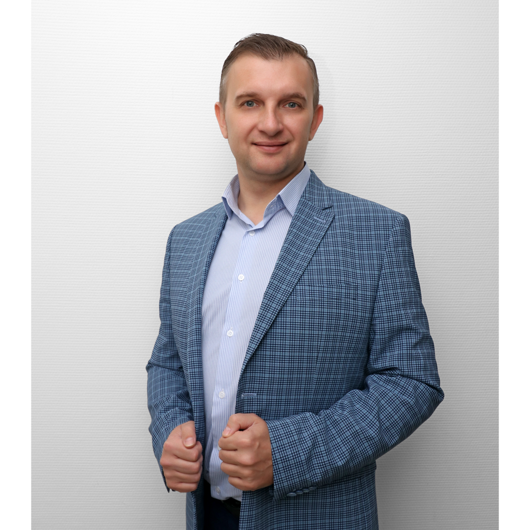 Денис Кучин