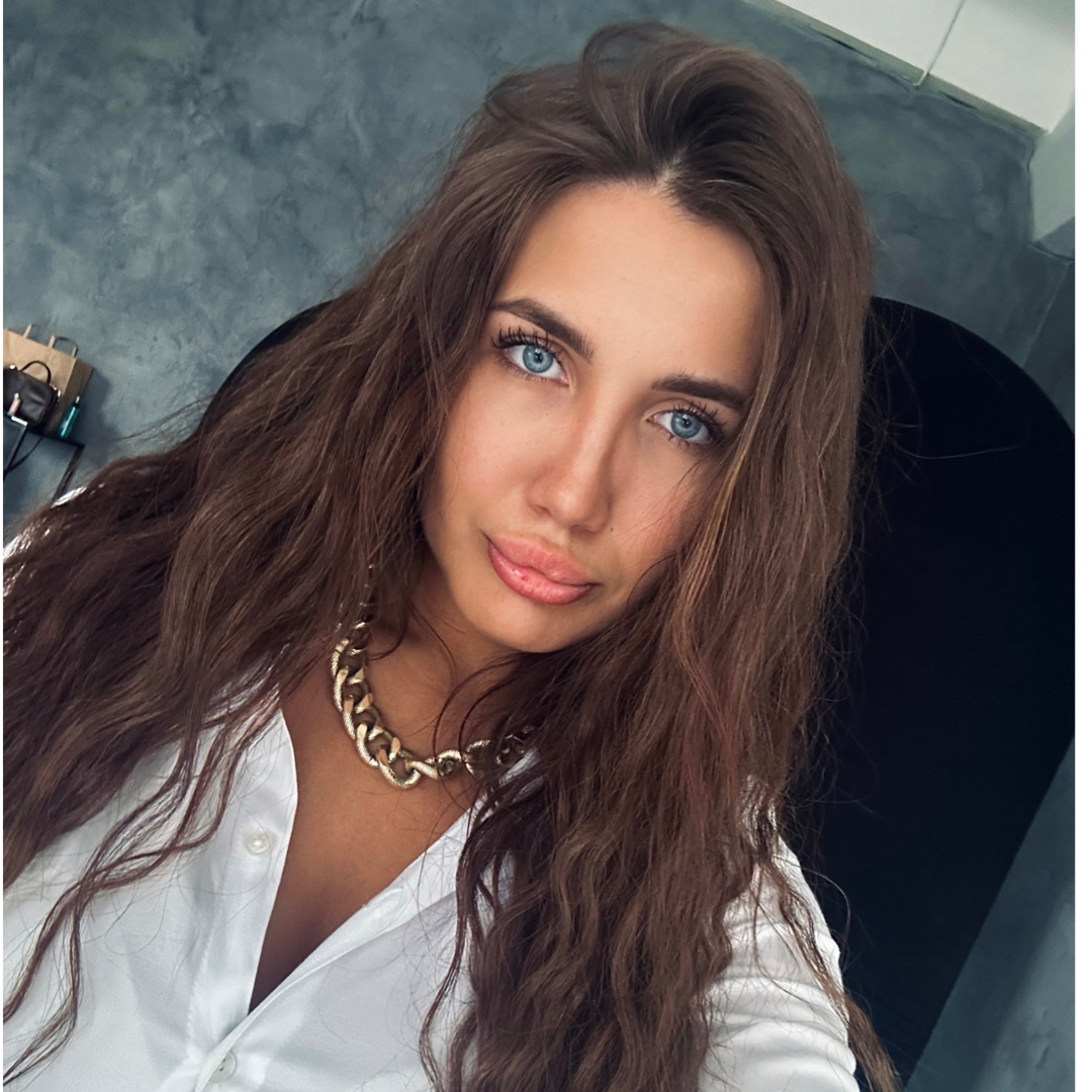 Юлия Степанова