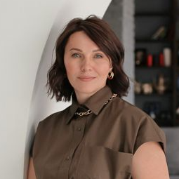 Наталья Захарова