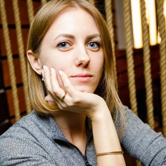 Светлана Пахомова