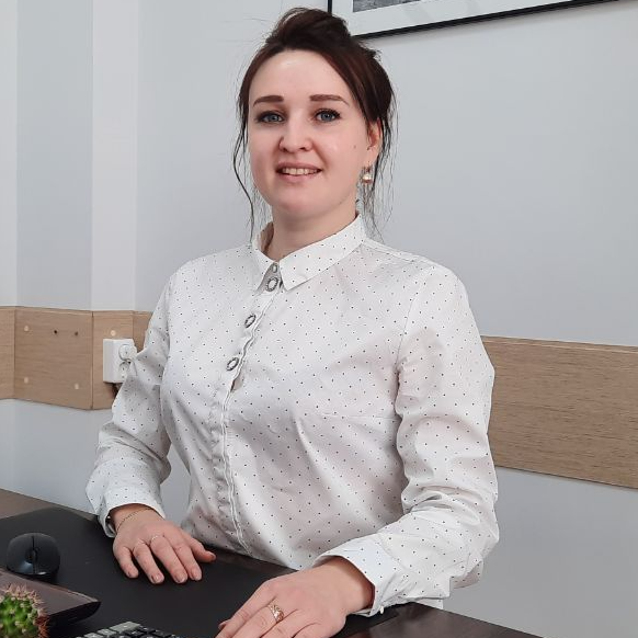 Арина Чеботок