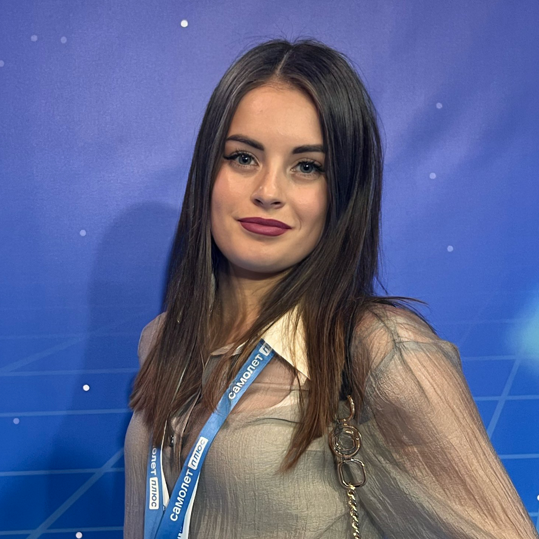 Анна Собина