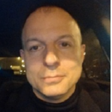 Александр Ларин