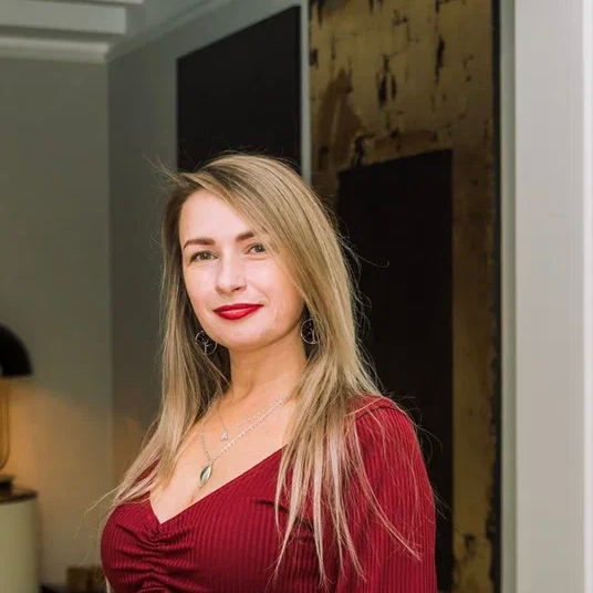 Анастасия Стешенко