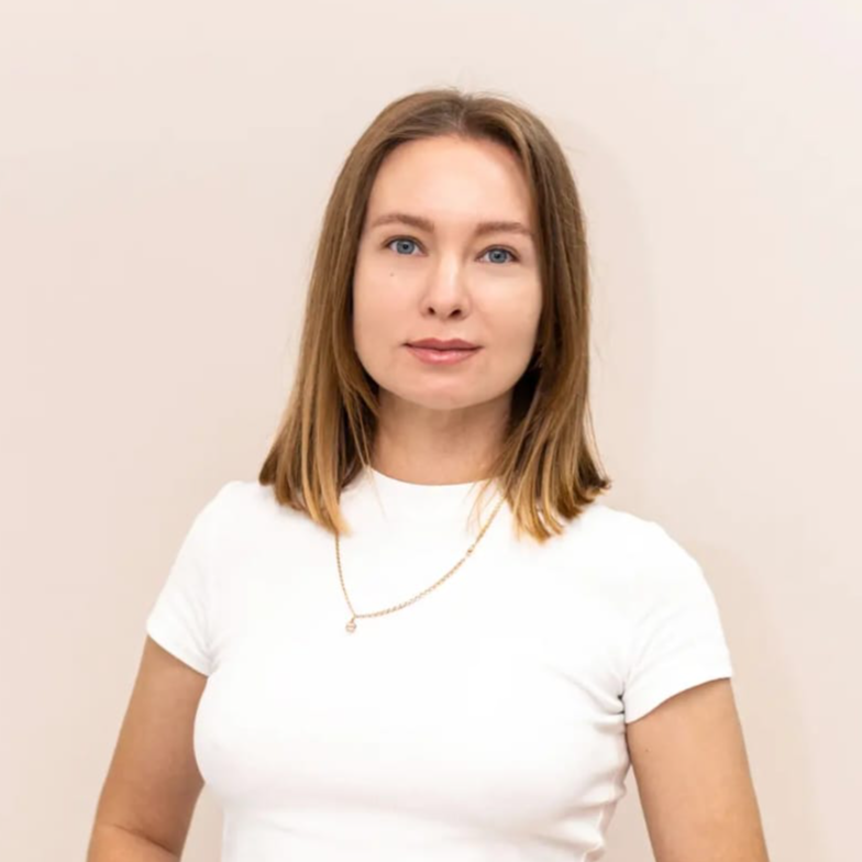Алина Жукова