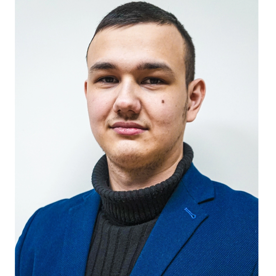 Владлен Артемьев