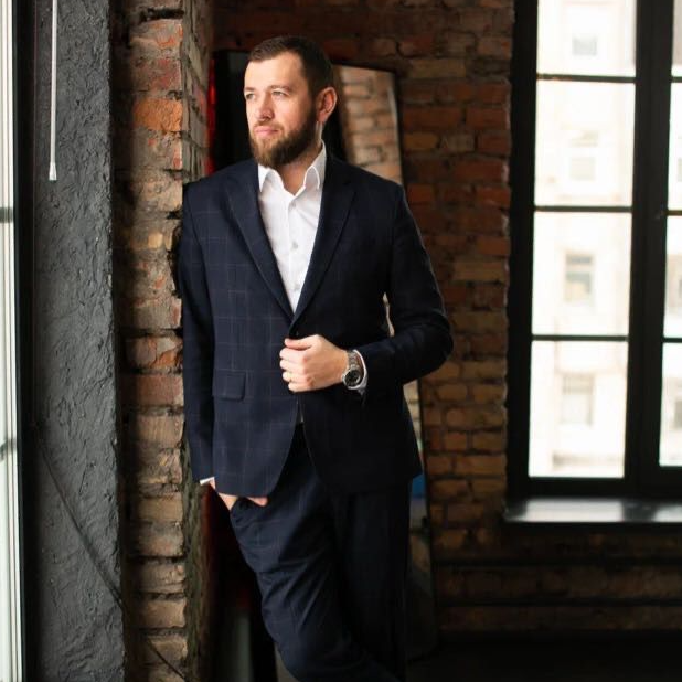 Олег Бусень