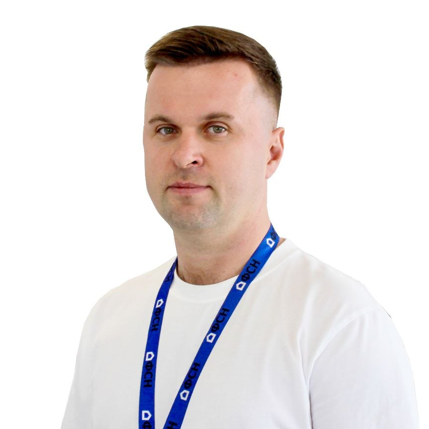 Денис Медведев