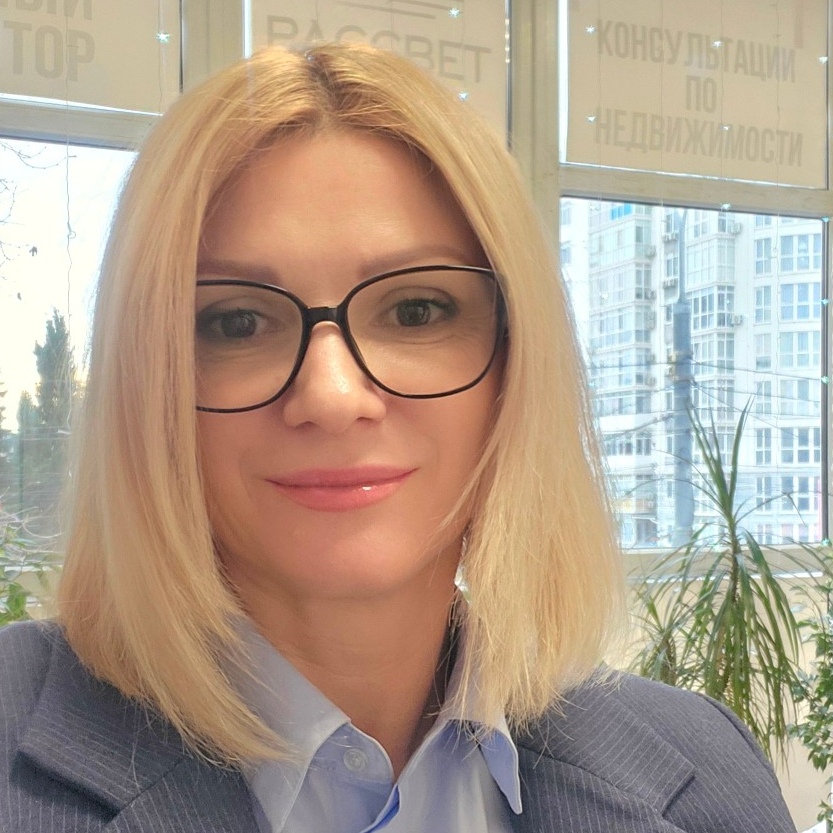 Светлана Пахомова