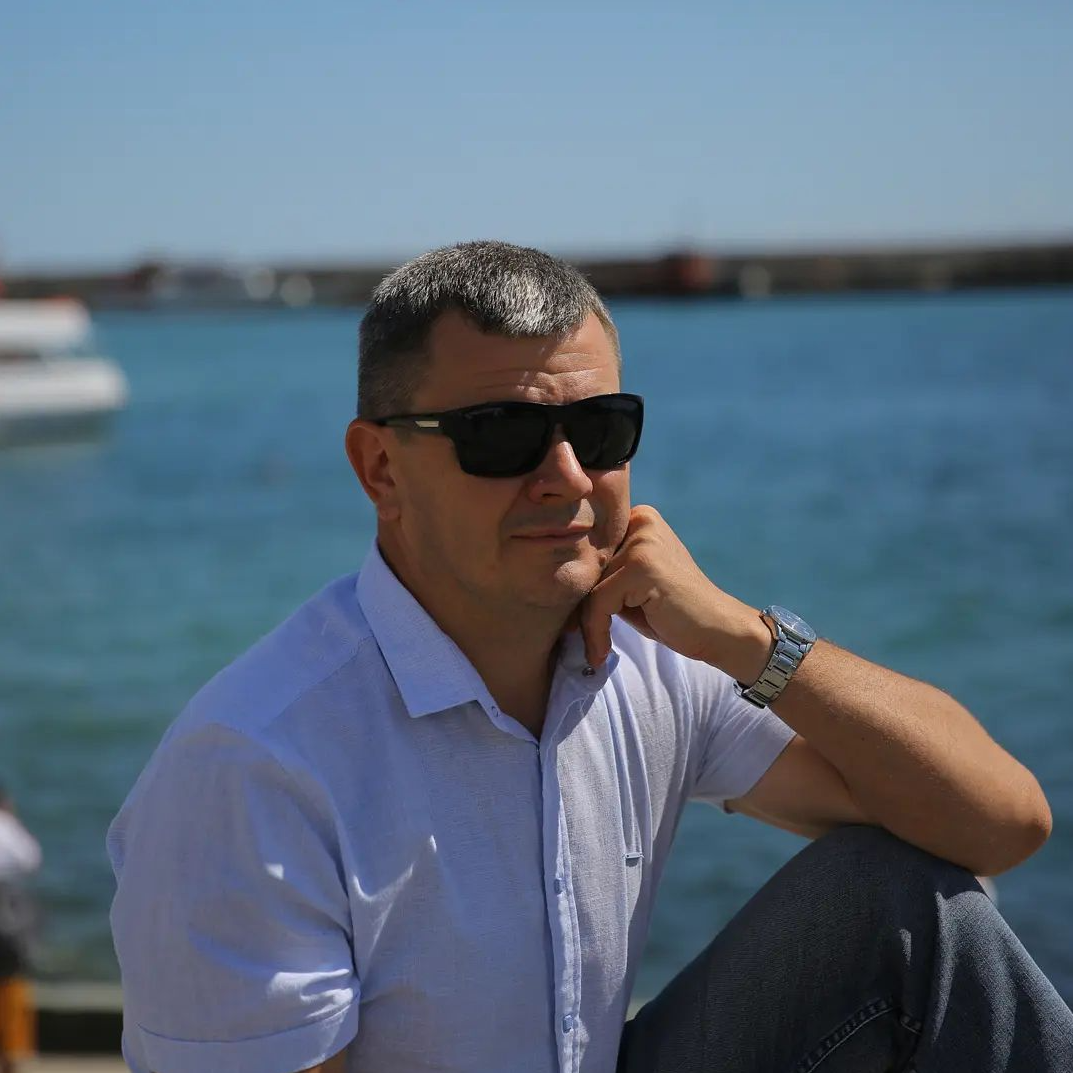 Владимир Левченко