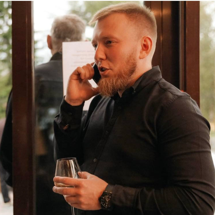 Владислав Никитин