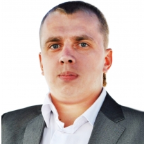 Роман Удалов
