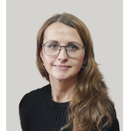 Наталья Селезнева