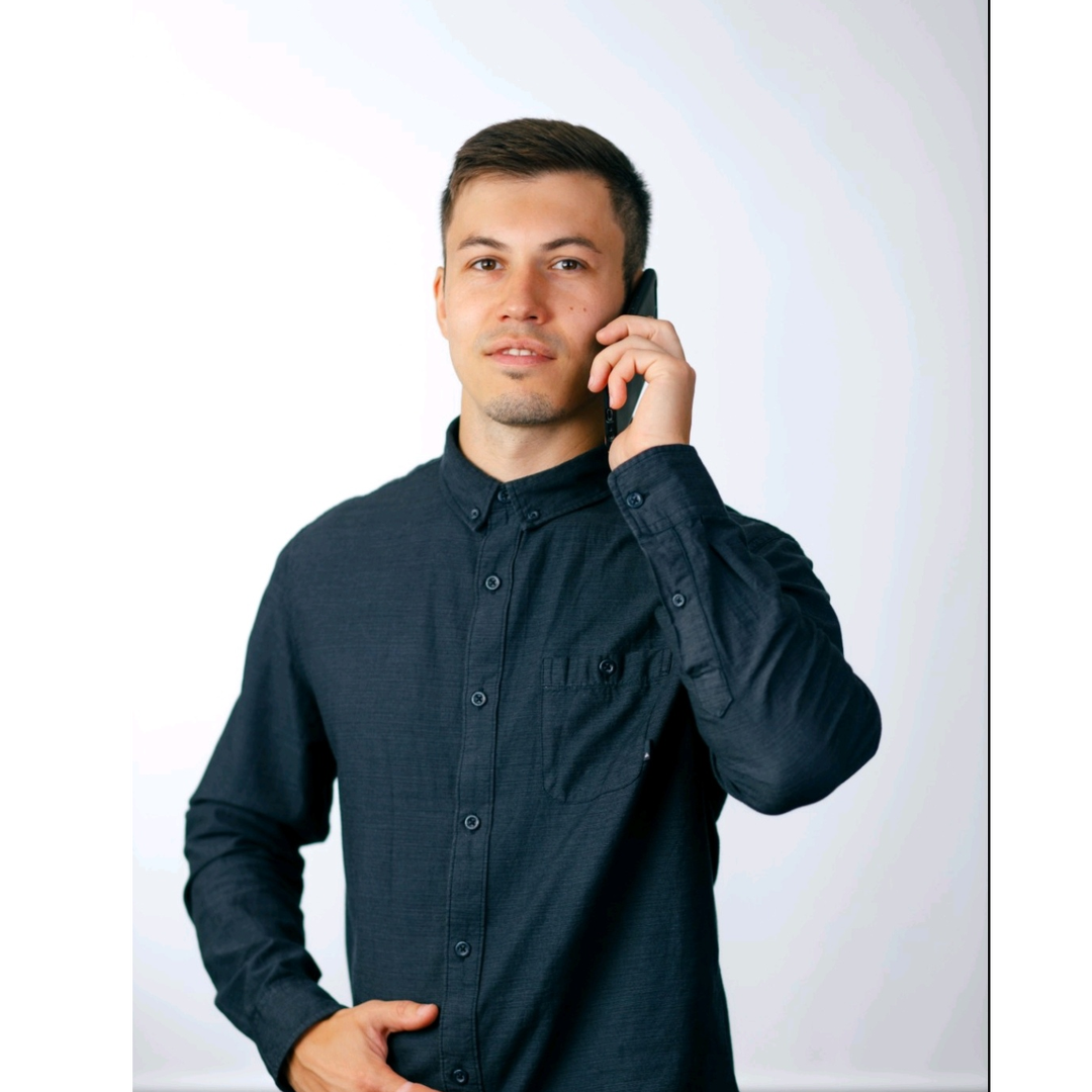 Константин Сухарев