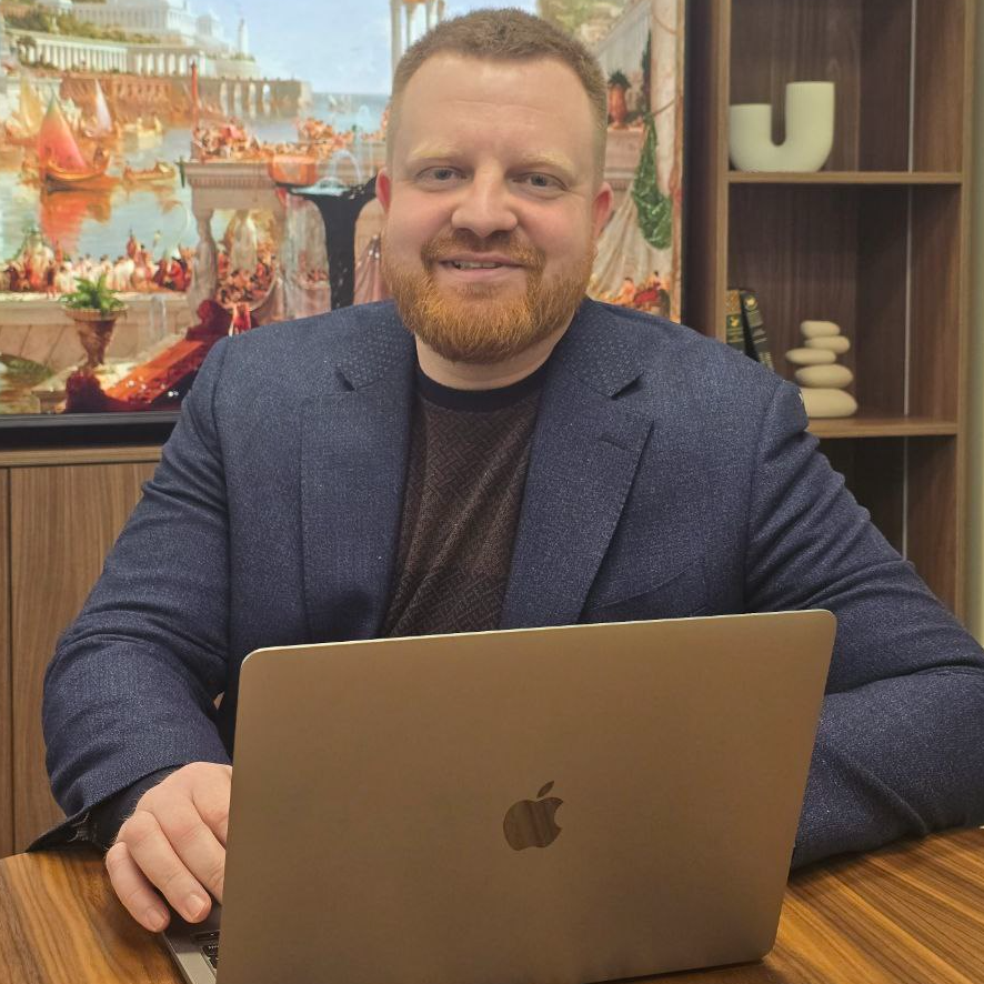 Дмитрий Гусев