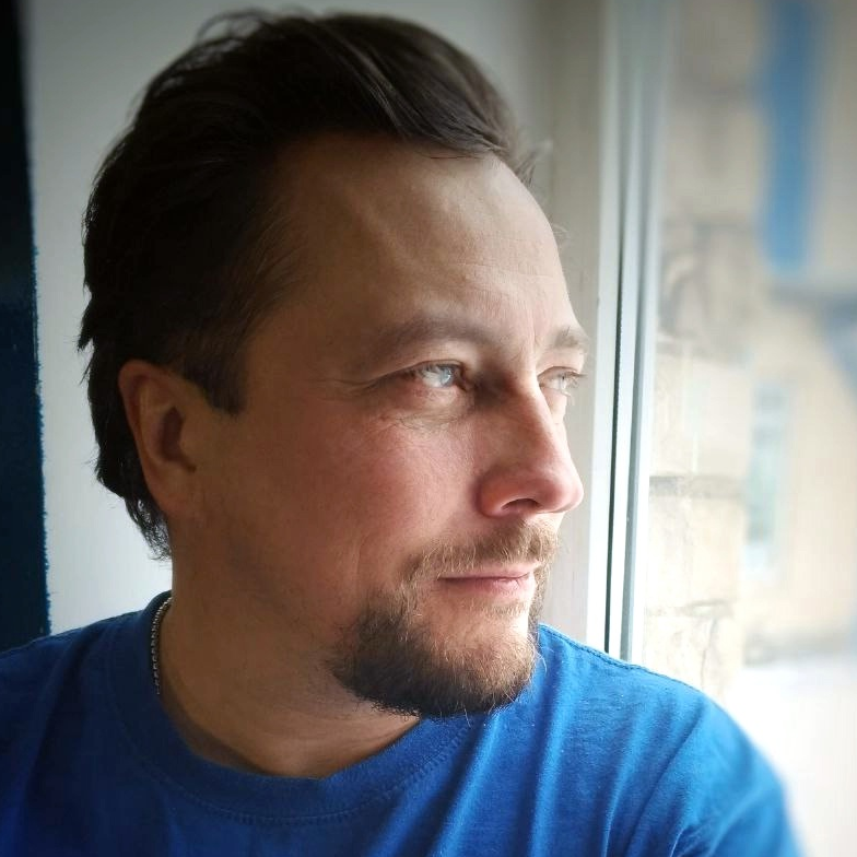 Антон Иванов