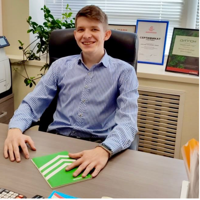 Антон Павлов