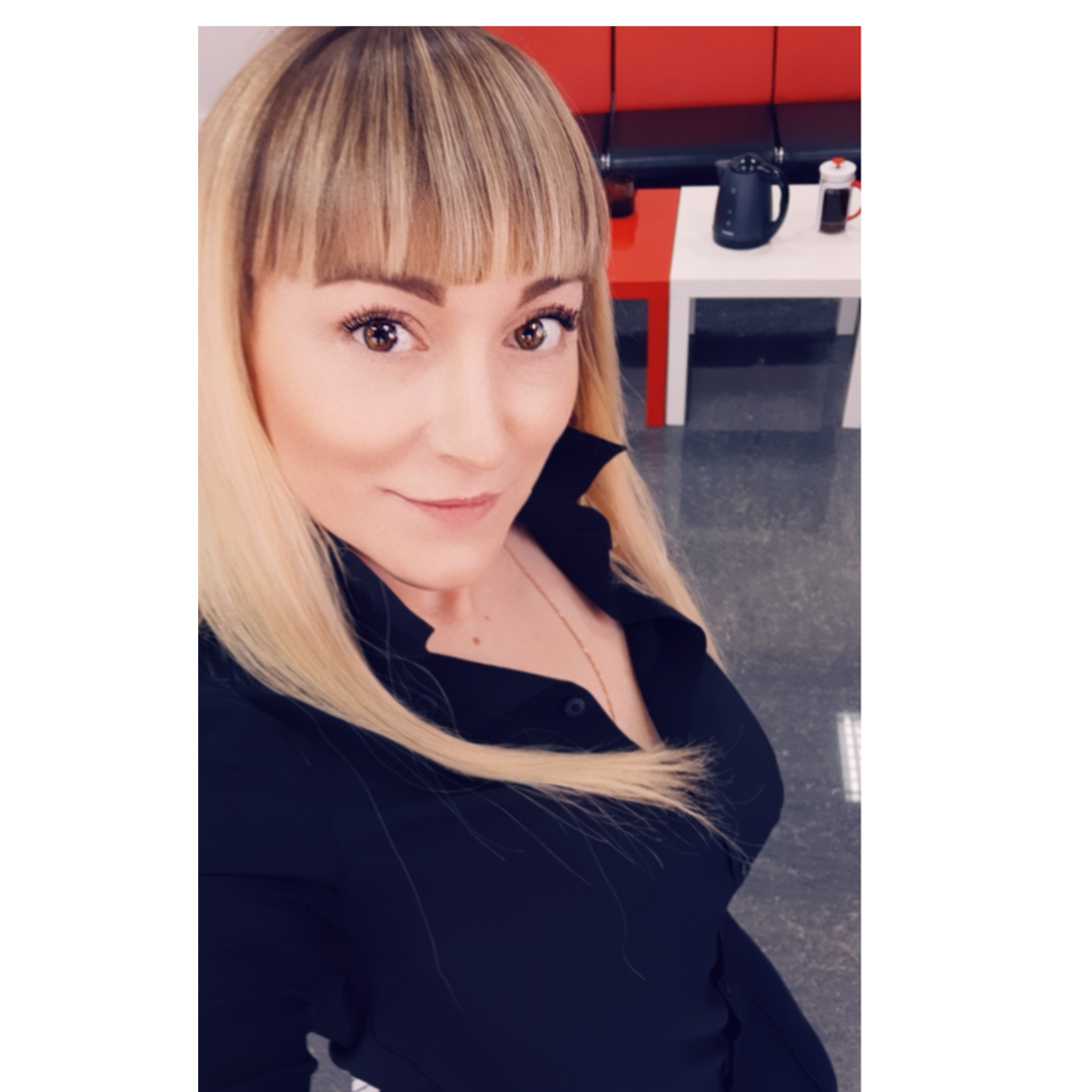 Анна Массовец