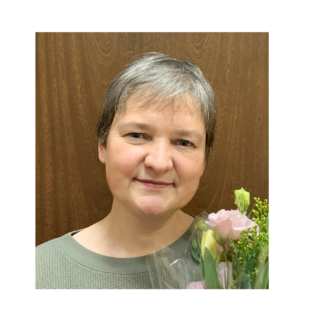 Полина Власова