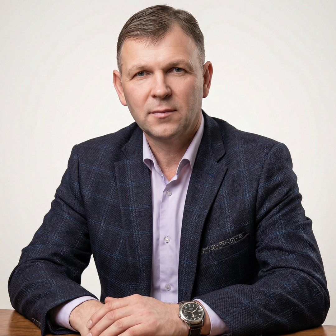 Денис Медведев